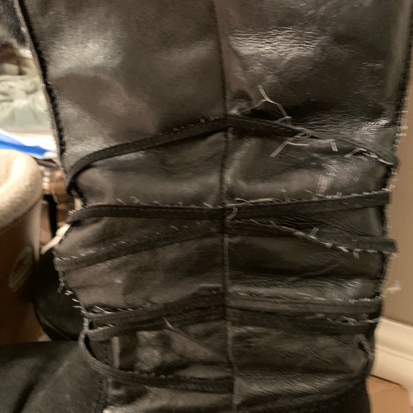 Minnetonka Winter boots - Picture 5 of 8